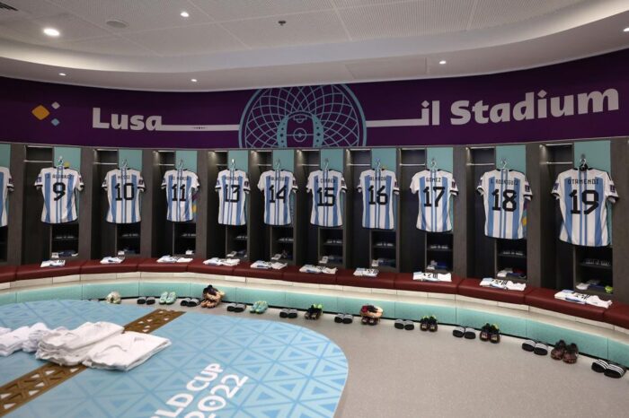 La camiseta argentina con las tres estrellas ya es furor y promete récord de venta