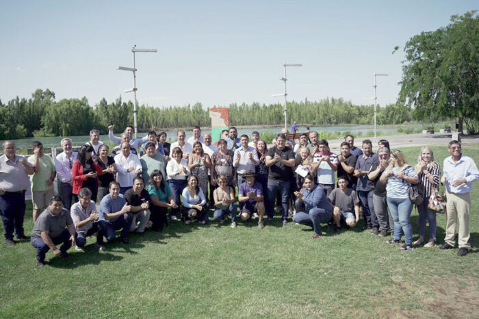 Fuerte respaldo de comisiones vecinales a la candidatura de Marcos Koopmann