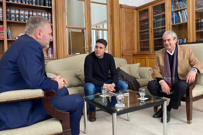 Daniel Figueroa asumió como presidente de la AIC