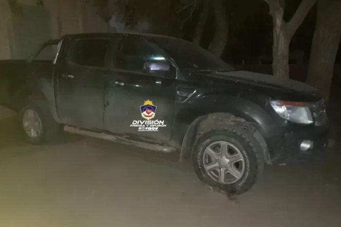 Policía recuperó una camioneta robada