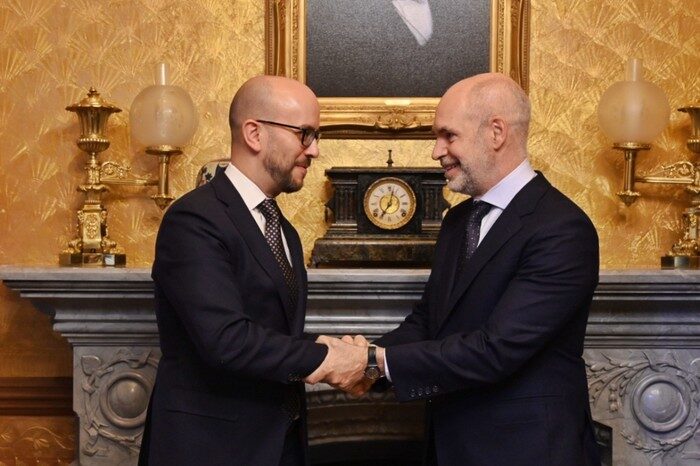 En la Casa Blanca, Rodríguez Larreta se reunió con el representante de Biden para América Latina