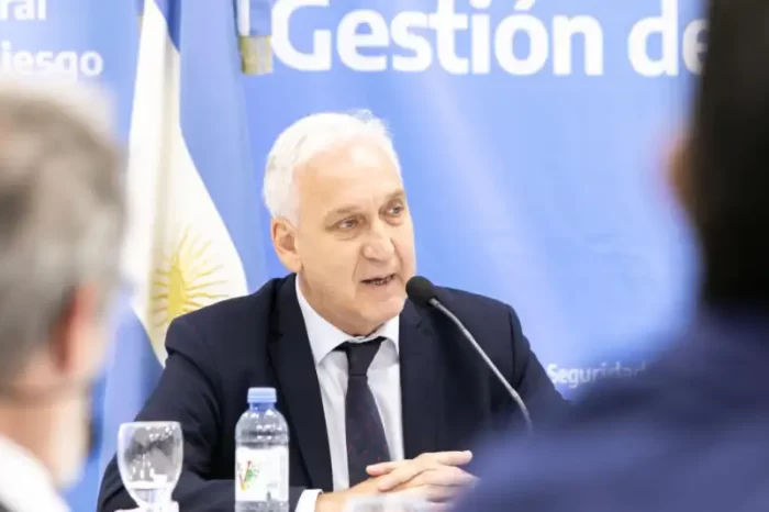 Ecuador declaró persona no grata al embajador argentino en Quito por fuga de la exministra
