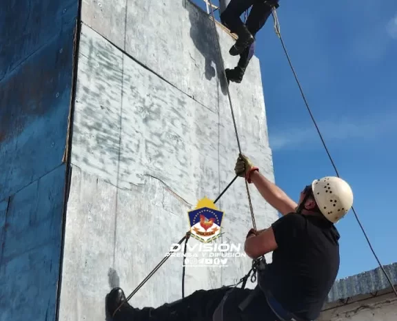II Curso de cuerda de Policía de Formación de Instructores de Cuerda para rescate