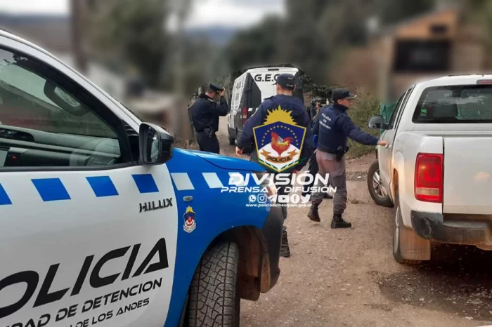 Junín y San Martín de los Andes: Demoran a personas en varios allanamientos por Lesiones Agravadas