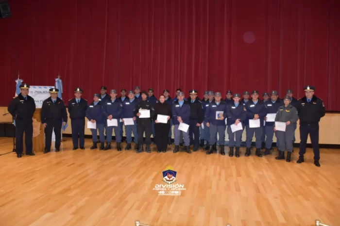 Acto finalización Curso Capacitación para la jerarquía de Cabo Primero de Direcciones seguridad interior Cutral-Có y Añelo