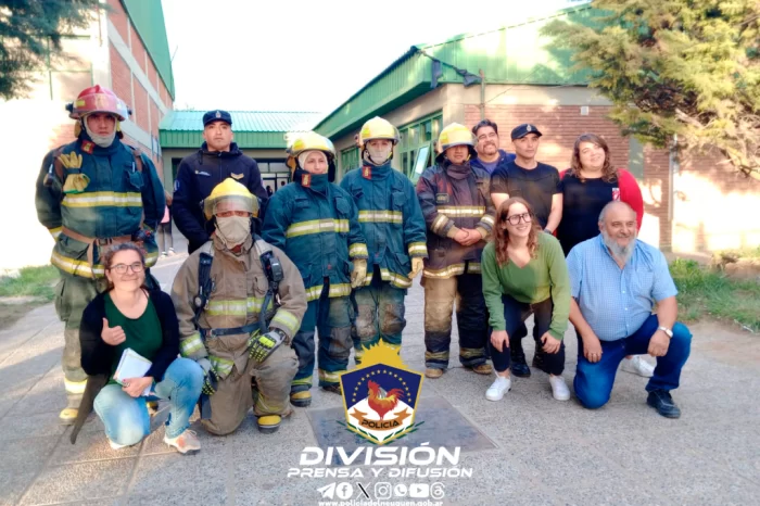 Zapala: Simulacro de principio de Incendio en establecimiento escolar