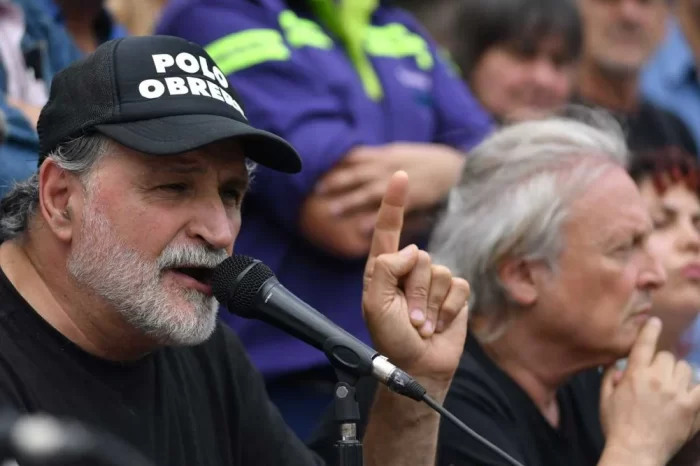 Unidad Piquetera marchará a Plaza de Mayo contra el plan motosierra en un clima de tensión por el protocolo antipiquetes