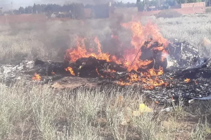 Tragedia aérea: dos personas murieron al caerse una avioneta en Cutral Co