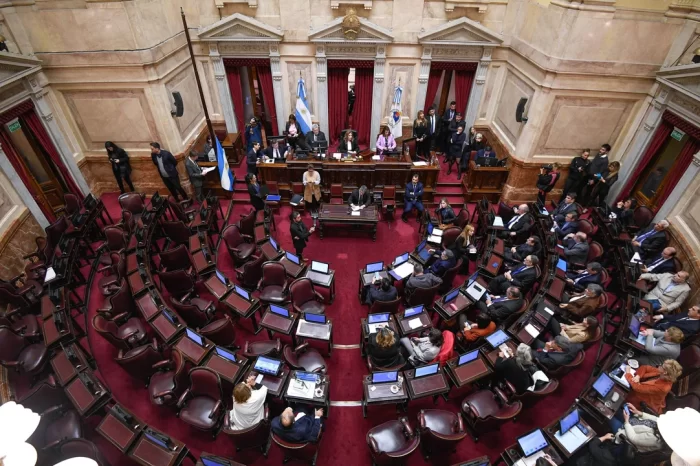 Arranca el tratamiento de la Ley Ómnibus en el Congreso con la presencia de ministros del Gobierno