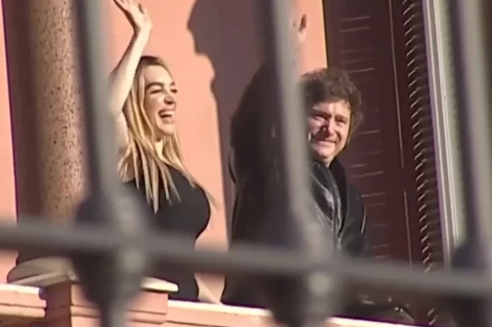 Fátima Flórez visitó en la Casa Rosada a Javier Milei y juntos saludaron desde el balcón