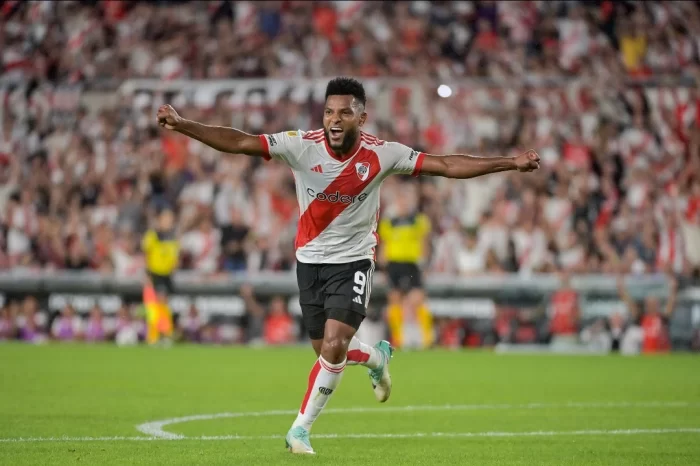 River vence a Independiente Rivadavia y se mete en el lote de los líderes: seguilo en vivo