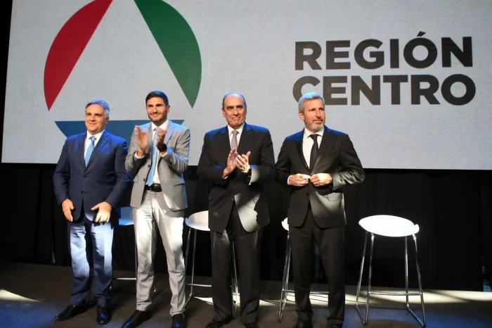 Pullaro, Frigerio y Llaryora anticiparon su apoyo a la Ley Bases y el Pacto de Mayo