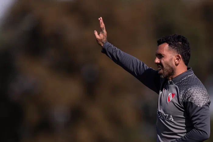 Tevez se hizo unos estudios por un dolor en el pecho