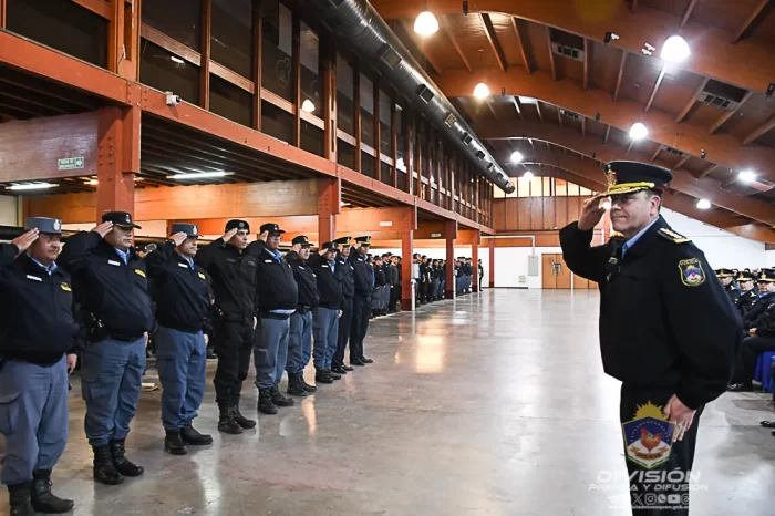 Acto imposición de jerarquías para personal de Suboficiales