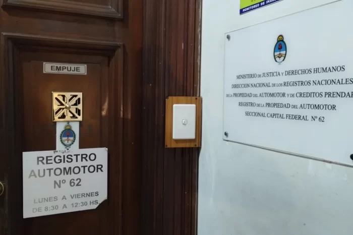 El Gobierno "cerrará" el 40% de los Registros del Automotor