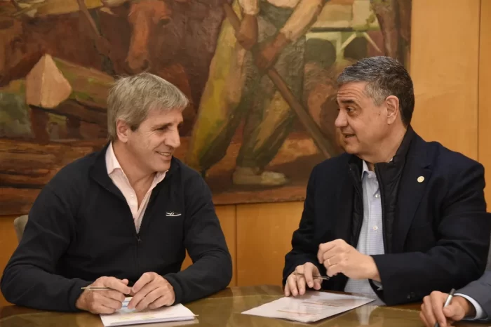 Se prolonga el conflicto por la coparticipación: Caputo pegó el faltazo a la reunión con Jorge Macri y "no hubo acuerdo"