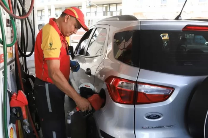 Este viernes volverán a subir los combustibles: cuánto aumentaron en el año