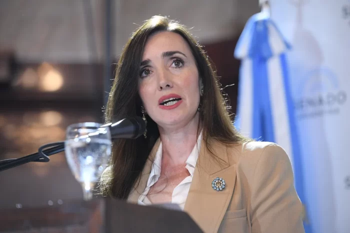 Alejada de la agenda de Milei, Villarruel viaja a Neuquén y se reúne con el gobernador Figueroa
