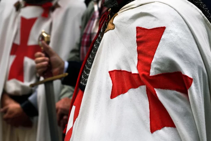 «Templarios» vuelven a demandar al Papa para rehabilitar orden suspendida en 1312