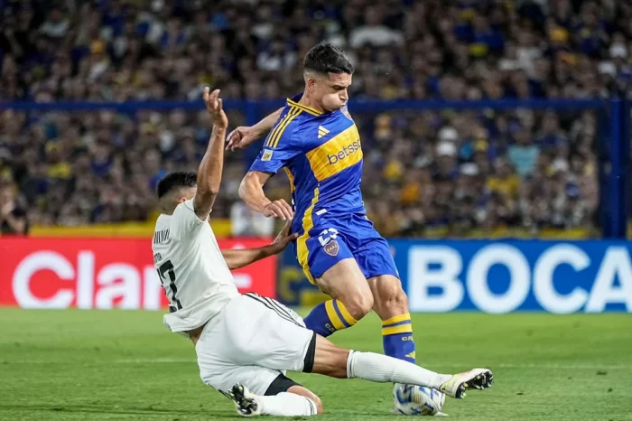Boca quiso mucho, pero no paso del empate ante Riestra en el debut de Gago en La Bombonera