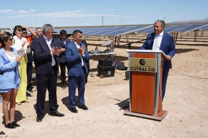 Provincia contribuirá a la ampliación del parque solar de Cutral Co