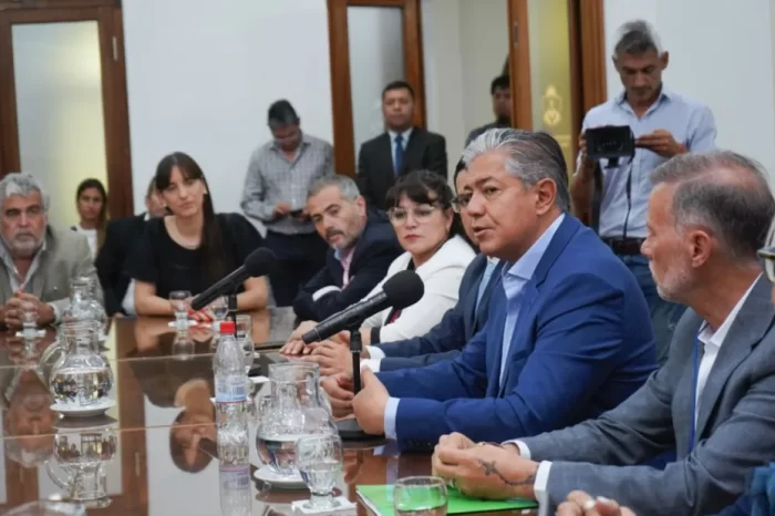 Provincia presentó el programa “Chau Derroche”