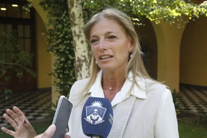 Recuerdan qué hacer ante un vehículo de emergencias en Código Rojo