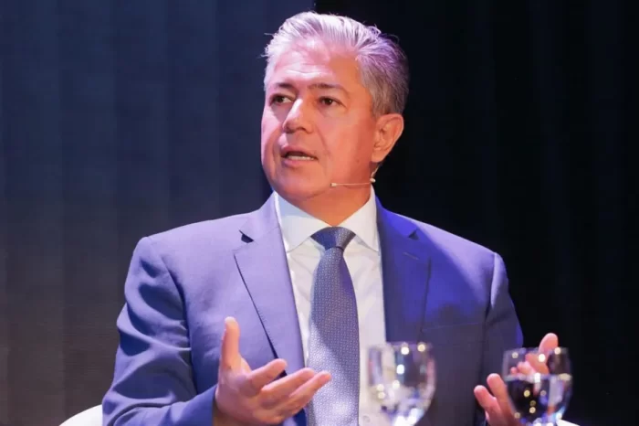 Figueroa busca respaldar por ley el plan provincial de regionalización