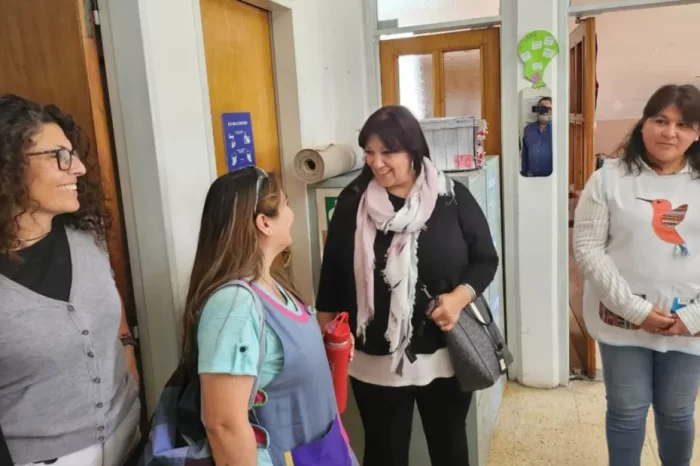 Soledad Martínez visitó escuelas de Junín de los Andes