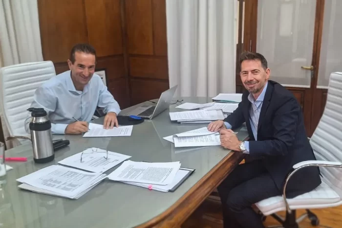 Provincia firmó un convenio con el Instituto de Gestión Electoral de Buenos Aires