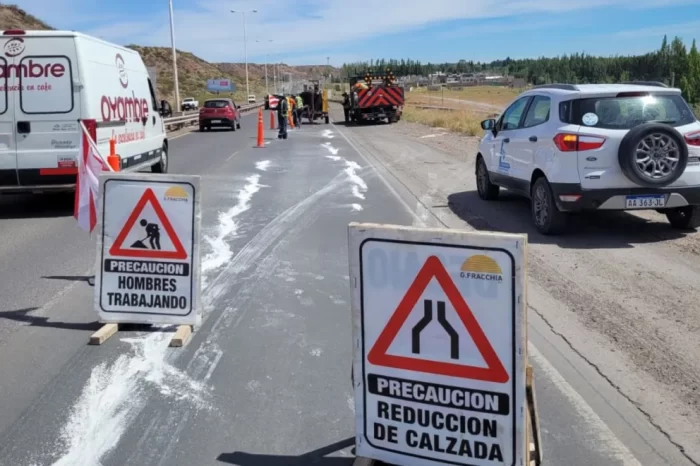 Precaución: Calzada reducida en la ruta provincial 7