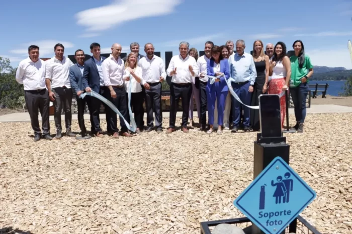 Aniversario de Villa Pehuenia: “Este es el último invierno que los vecinos de Moquehue pasan sin gas”