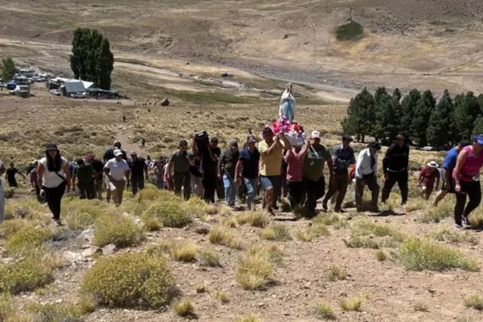 Cabalgata de fe: “En las fiestas patronales de Neuquén se puede ver el milagro del compartir”