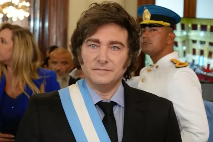 "Deep motosierra": Javier Milei profundizó el recorte sobre las provincias