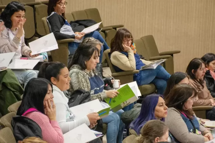 Actualización académica: Nueva propuesta de formación para docentes de matemática