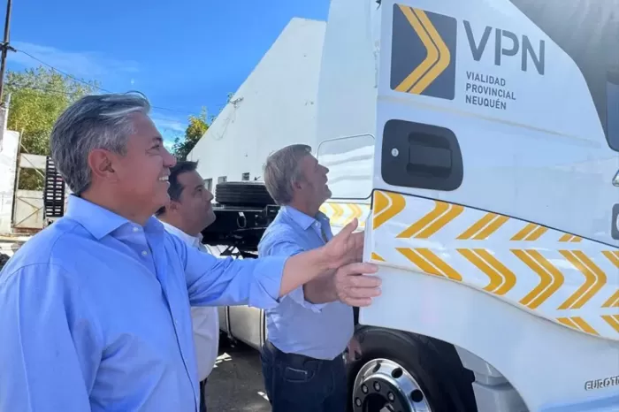La Provincia reforzó Vialidad Provincial con nuevos vehículos
