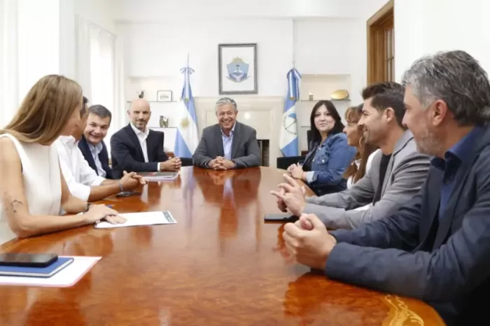 El gobernador anunció la licitación para ampliar la EPET Nº15 de Zapala