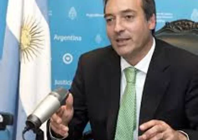 Martín Soria calificó a Milei como "estafador serial" y justificó la comisión investigadora del criptogate