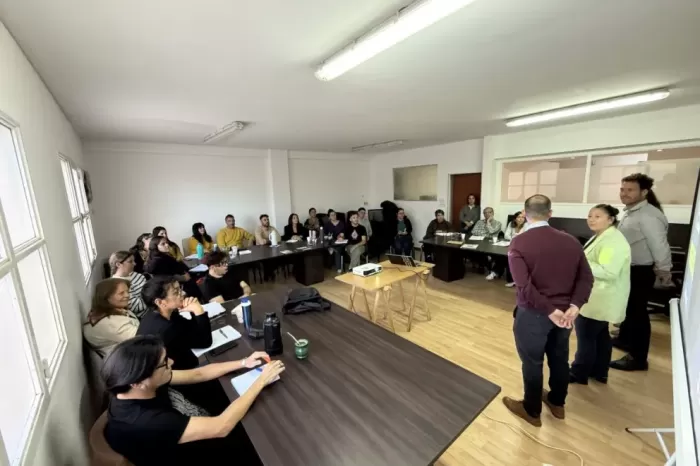 Normativas y derechos: Capacitaciones para mejorar la atención en materia laboral