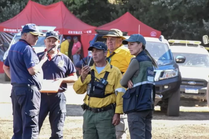 Parque Nacional Lanín: El incendio en Valle Magdalena pasó de contenido a controlado