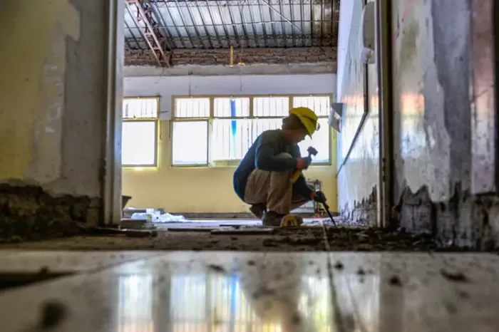 Ampliación y Refuncionalización: El edificio de la escuela 225 de Chos Malal registra un buen nivel de obra