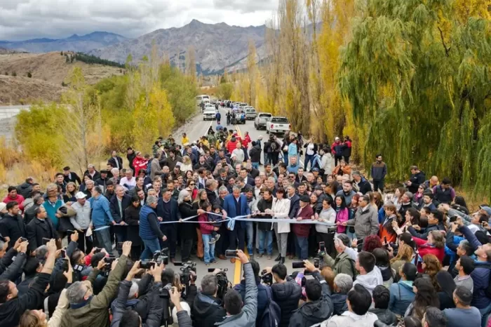 Se inauguró el asfalto de la Ruta Provincial 39 entre Huinganco y Andacollo