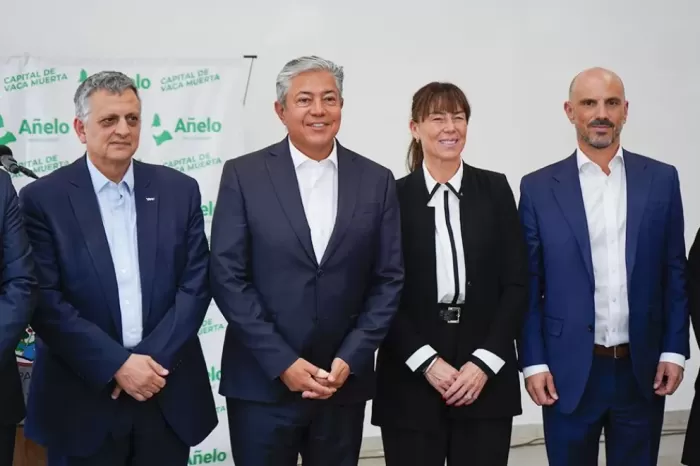 Finalizó la obra para llevar gas a las familias de la meseta de Añelo