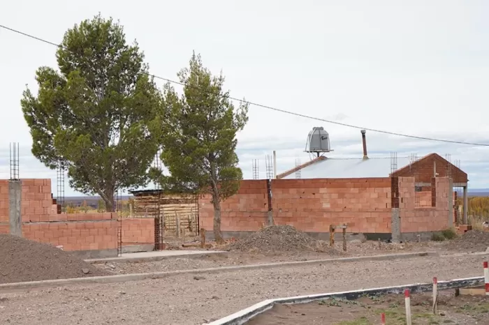 ADUS-IPVU: La Provincia crea un fondo para dar respuesta a la demanda habitacional