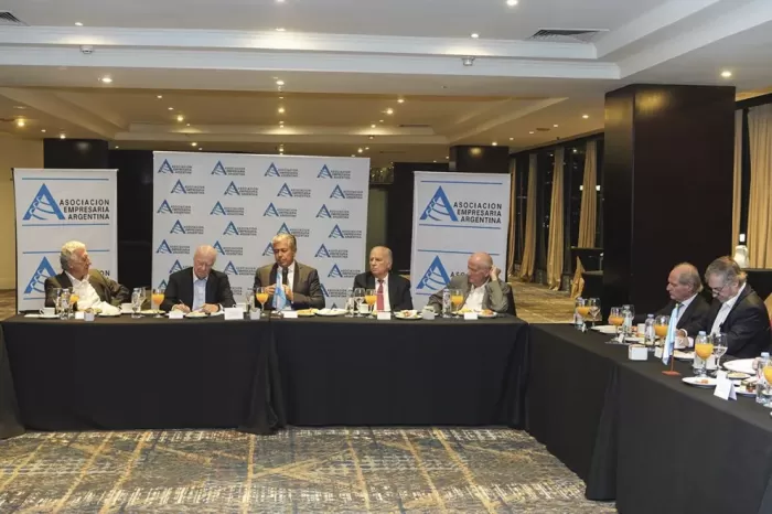 Rolando Figueroa: “Si a Neuquén le va bien le va ir bien al país”