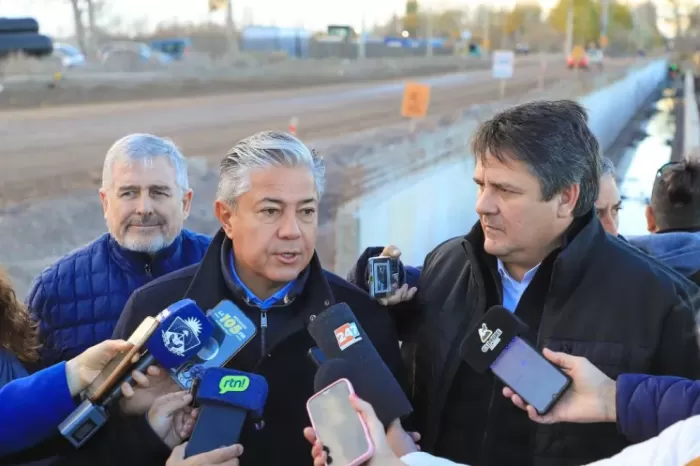 Trabajo conjunto: Avanza la obra hídrica más importante de la ciudad de Neuquén
