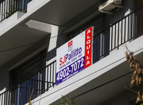 Los precios de los alquileres en dólares subieron más de un 25% en CABA durante el último año