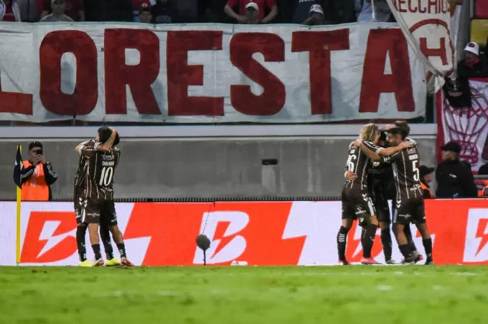 Platense, el “Calamar” que hundió a los candidatos y gritó campeón en el Torneo Apertura