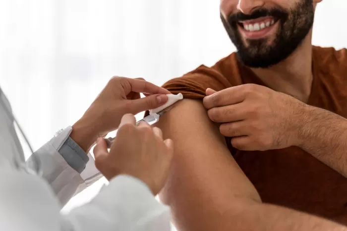 Cuidados ante la llegada del invierno: ¿Quiénes deben darse la vacuna antigripal?
