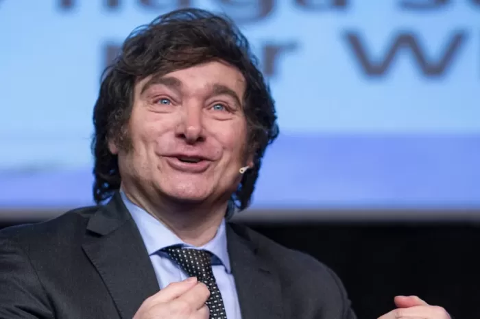 Con criticas al Congreso, Milei veto la ley de asistencia financiera a Bahía Blanca